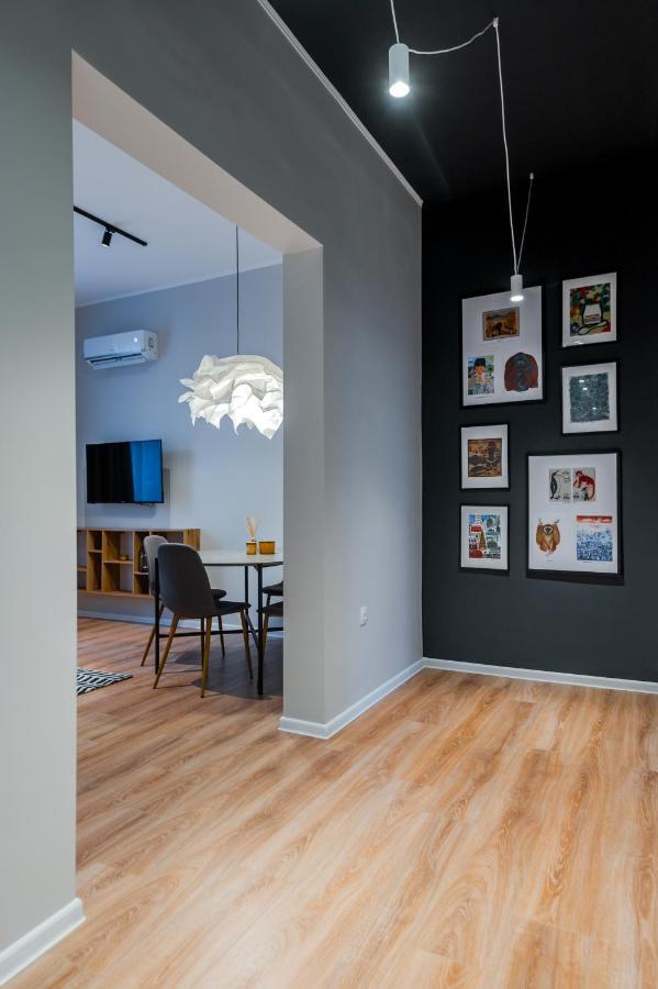 New Black & White - 2Bdr Apartment With Balcony Sofia Exteriör bild